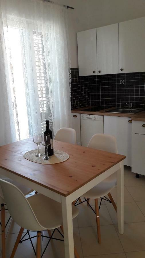 Apartmani Vitturi Kaštela Eksteriør bilde